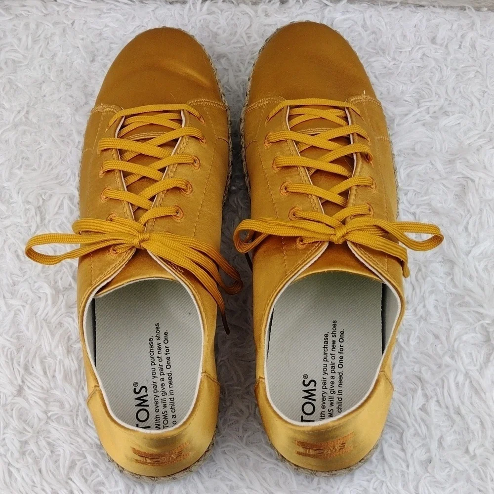TOMS Yellow Gold Satin Upper Round Toe Lace Up Low Top Espradrille Sneaker Shoe